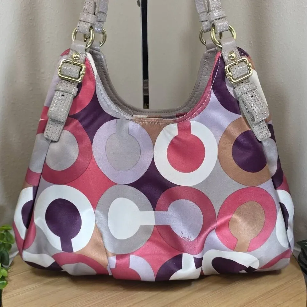 Coach Madison Op Art Maggie Shoulder Bag | Matching Wallet - Picture 5 of 16